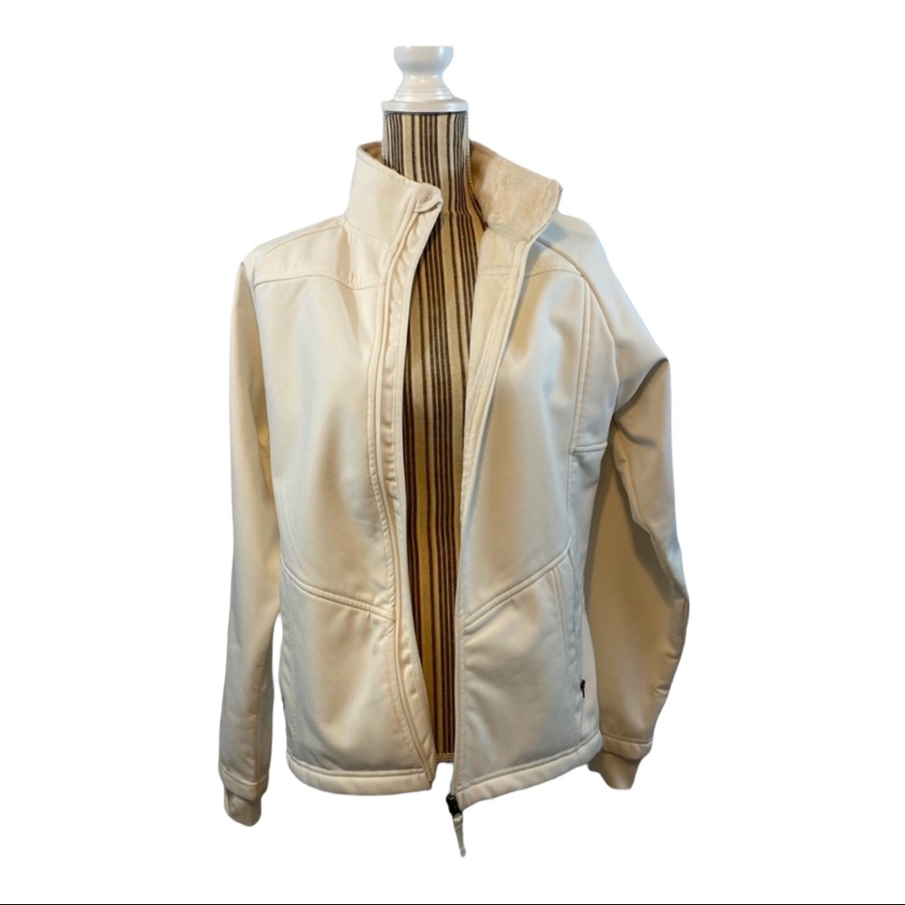 White winter park colorado thick zippered jacket